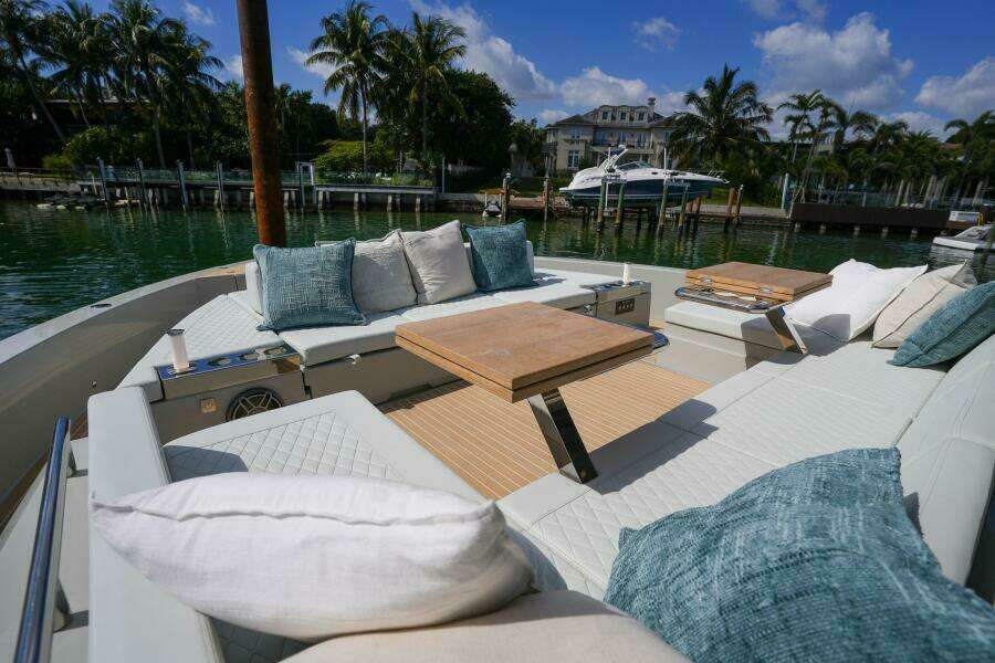 60ft De Antonio Yacht For Sale