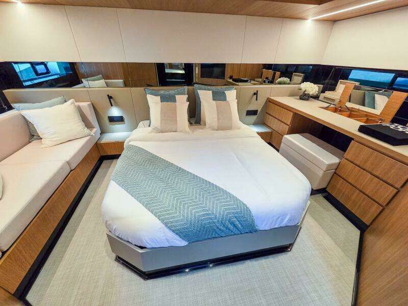 60ft De Antonio Yacht For Sale