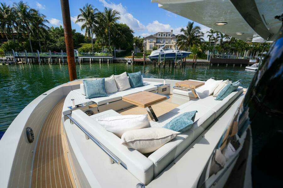 60ft De Antonio Yacht For Sale