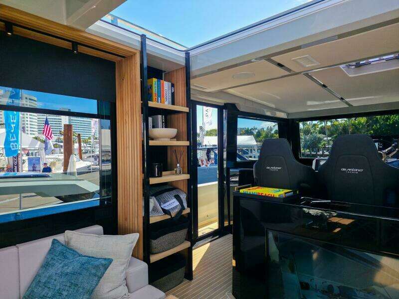 60ft De Antonio Yacht For Sale