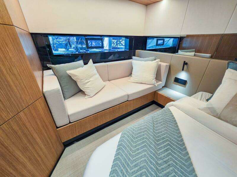 60ft De Antonio Yacht For Sale