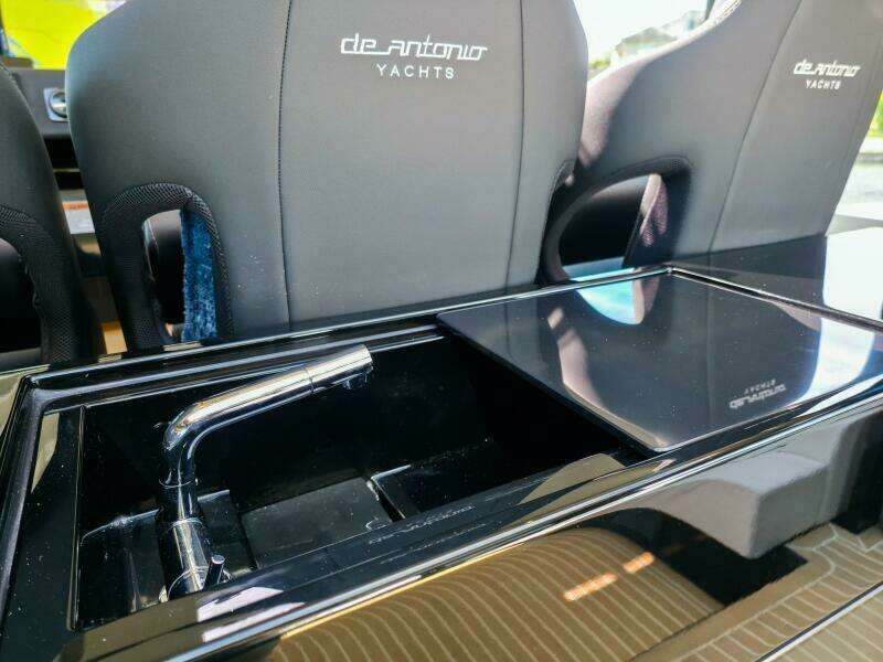 60ft De Antonio Yacht For Sale