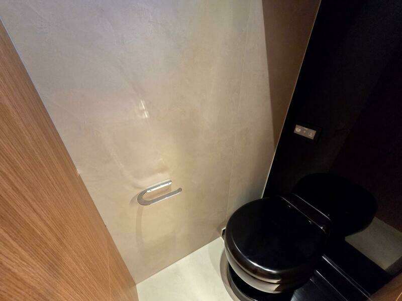 60ft De Antonio Yacht For Sale