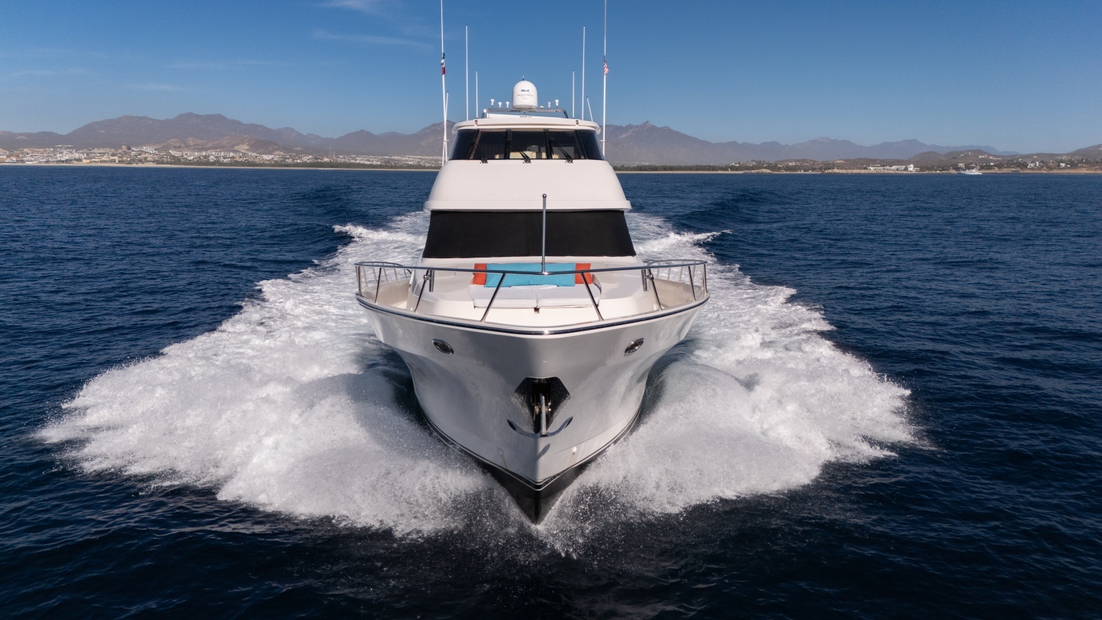 2012 McKinna 69 Skylounge