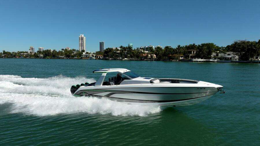 42ft Cigarette Yacht For Sale