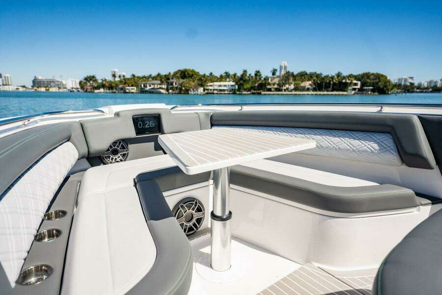 42ft Cigarette Yacht For Sale