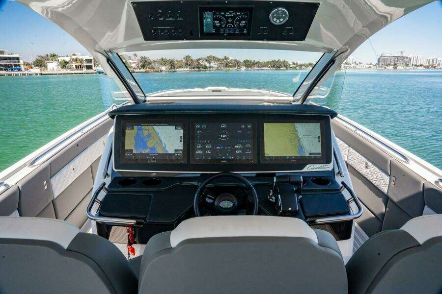 42ft Cigarette Yacht For Sale