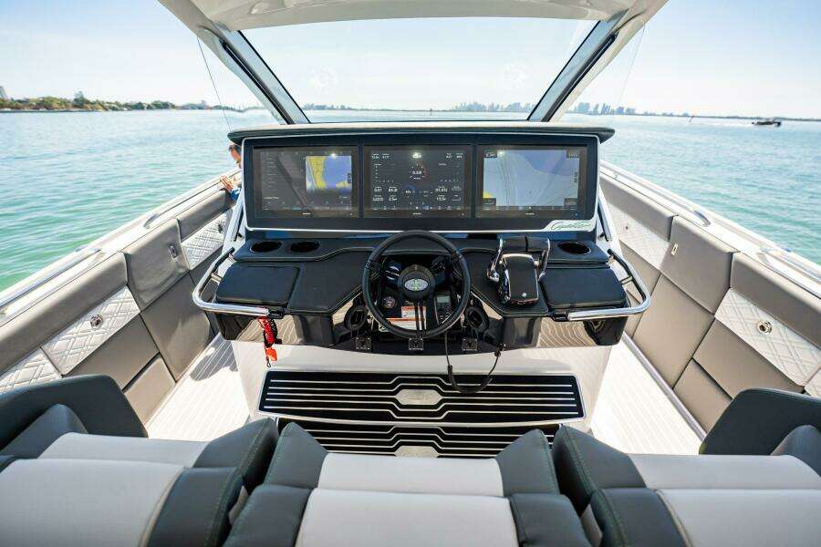 42ft Cigarette Yacht For Sale