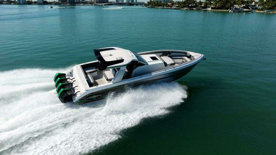 42ft Cigarette Yacht For Sale