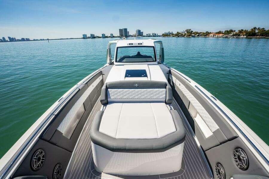 42ft Cigarette Yacht For Sale