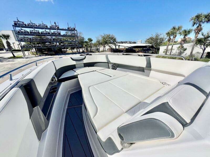 30ft Chaparral Yacht For Sale