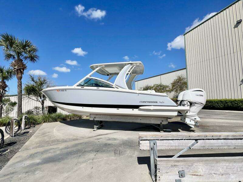30ft Chaparral Yacht For Sale