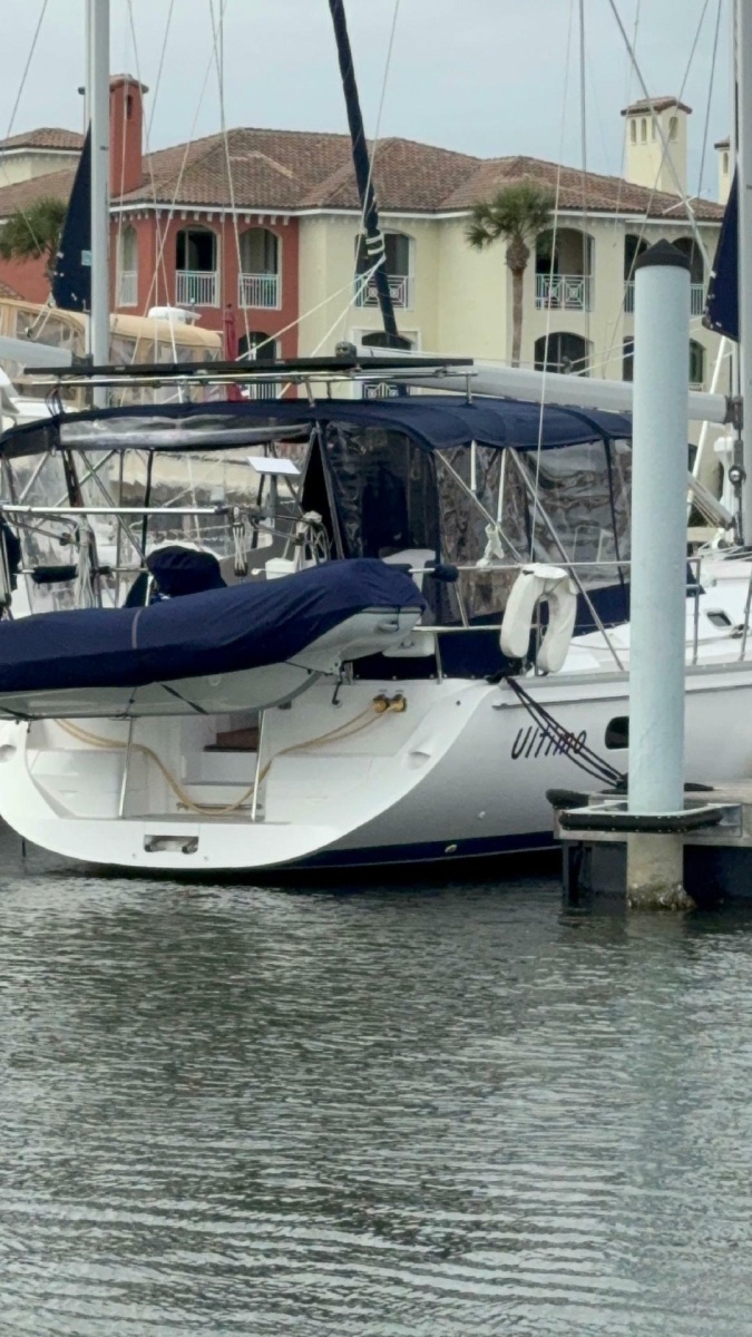 44' 2015 Catalina 445