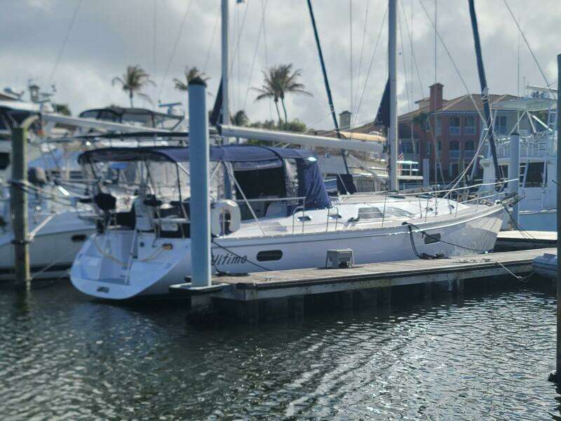 Ultimo 44ft Catalina Yacht For Sale