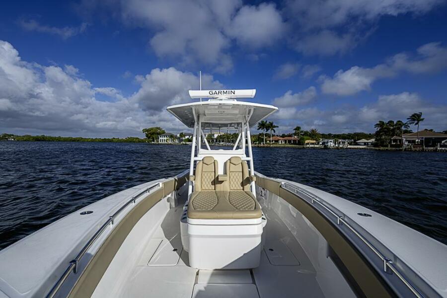 33' 2023 Invincible 33 Open Fisherman