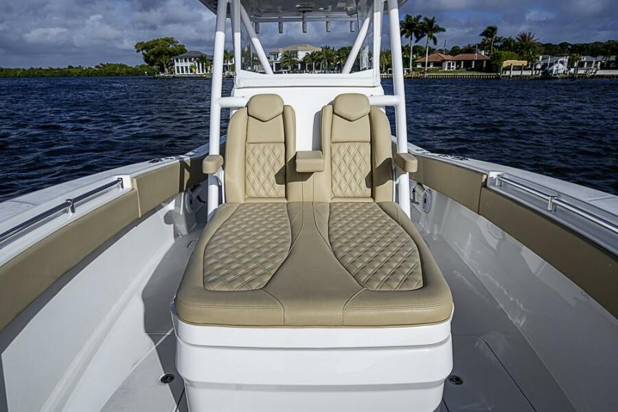 33' 2023 Invincible 33 Open Fisherman