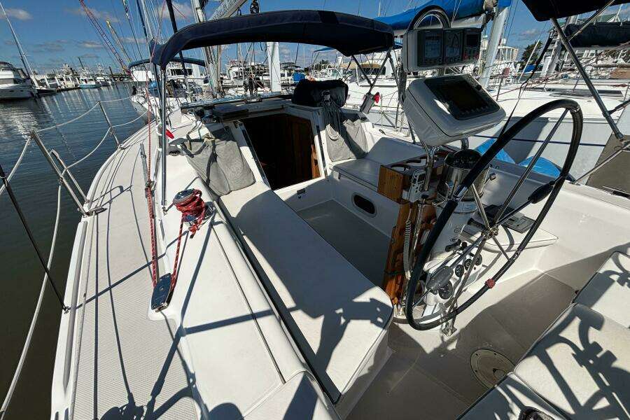 XOCOLATA 32ft Catalina Yacht For Sale