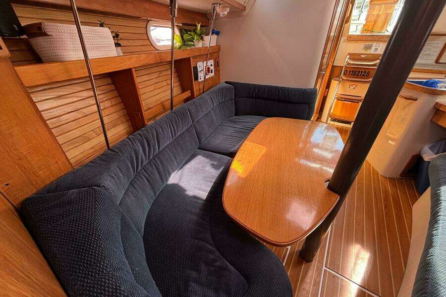 XOCOLATA 32ft Catalina Yacht For Sale