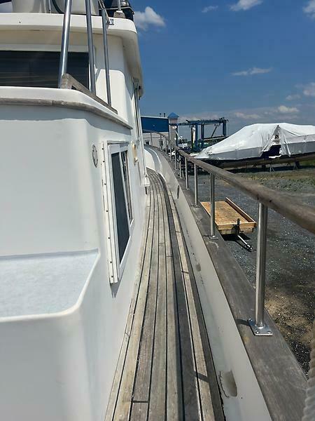 37' 1987 Hershine Newburyport