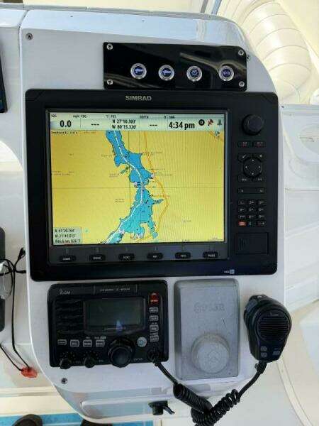 31ft Intrepid Yacht For Sale