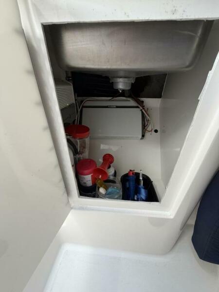 31' 2003 Intrepid 310