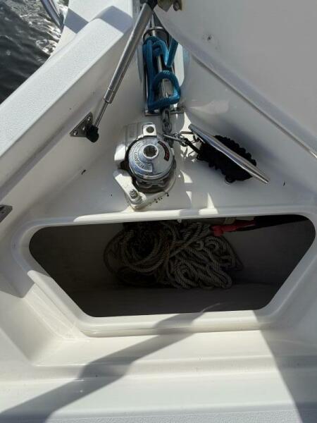 31' 2003 Intrepid 310