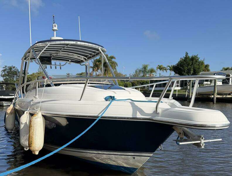 31ft Intrepid Yacht For Sale