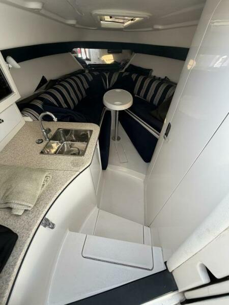 31' 2003 Intrepid 310