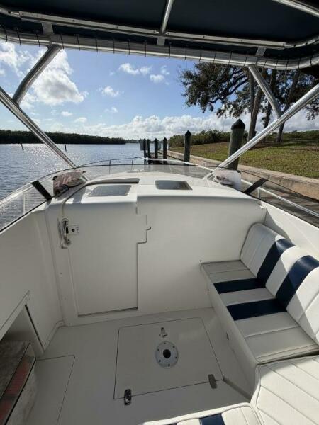 31' 2003 Intrepid 310