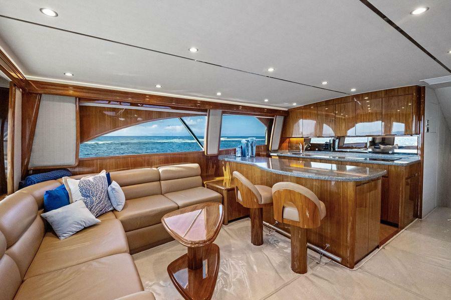 62' 2017 Viking 62 Convertible