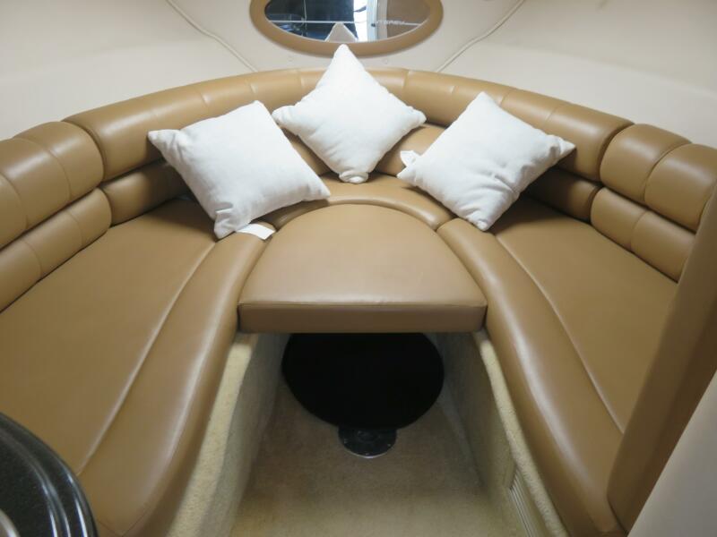 24' 2004 Monterey 245 CRUISER