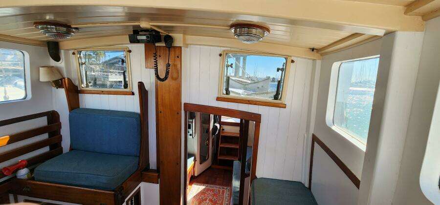 Hesper 32ft Tillotson Pearson Yacht For Sale