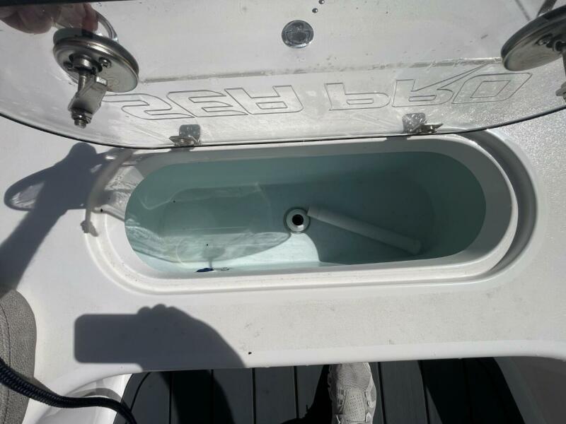 24' 2023 Sea Pro 248 DLX