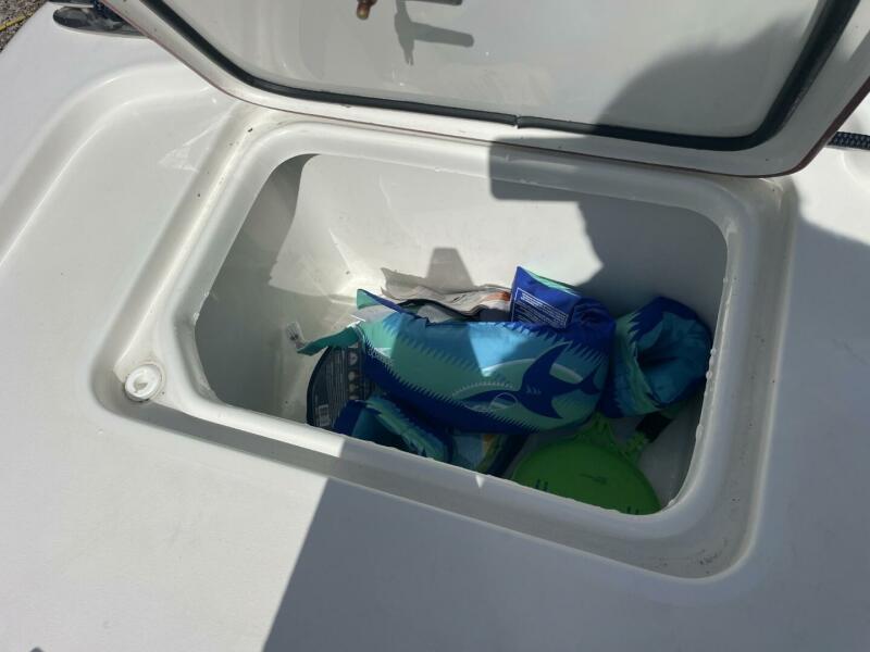 24' 2023 Sea Pro 248 DLX