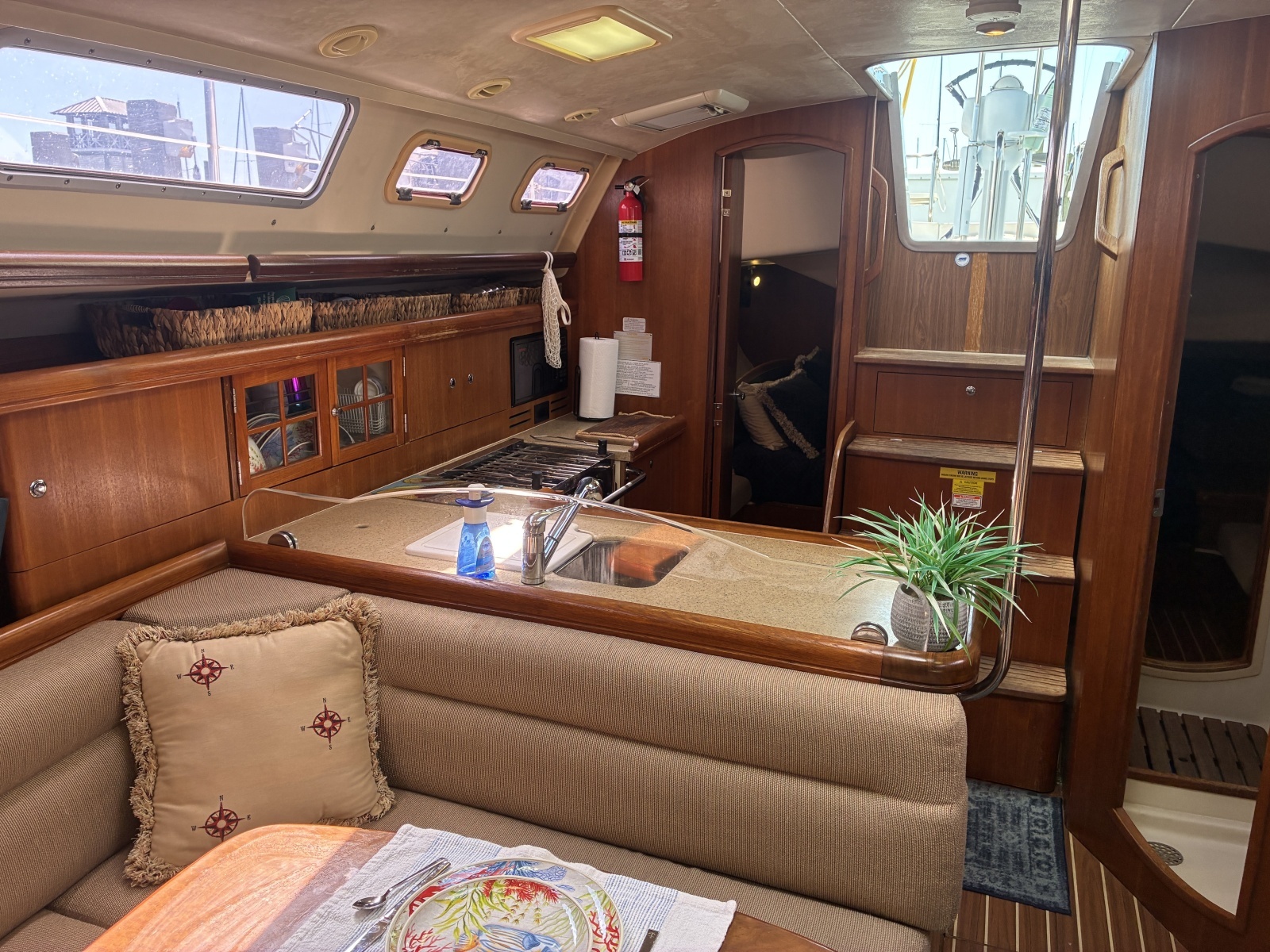 Wind Song 38ft Hunter Yacht For Sale