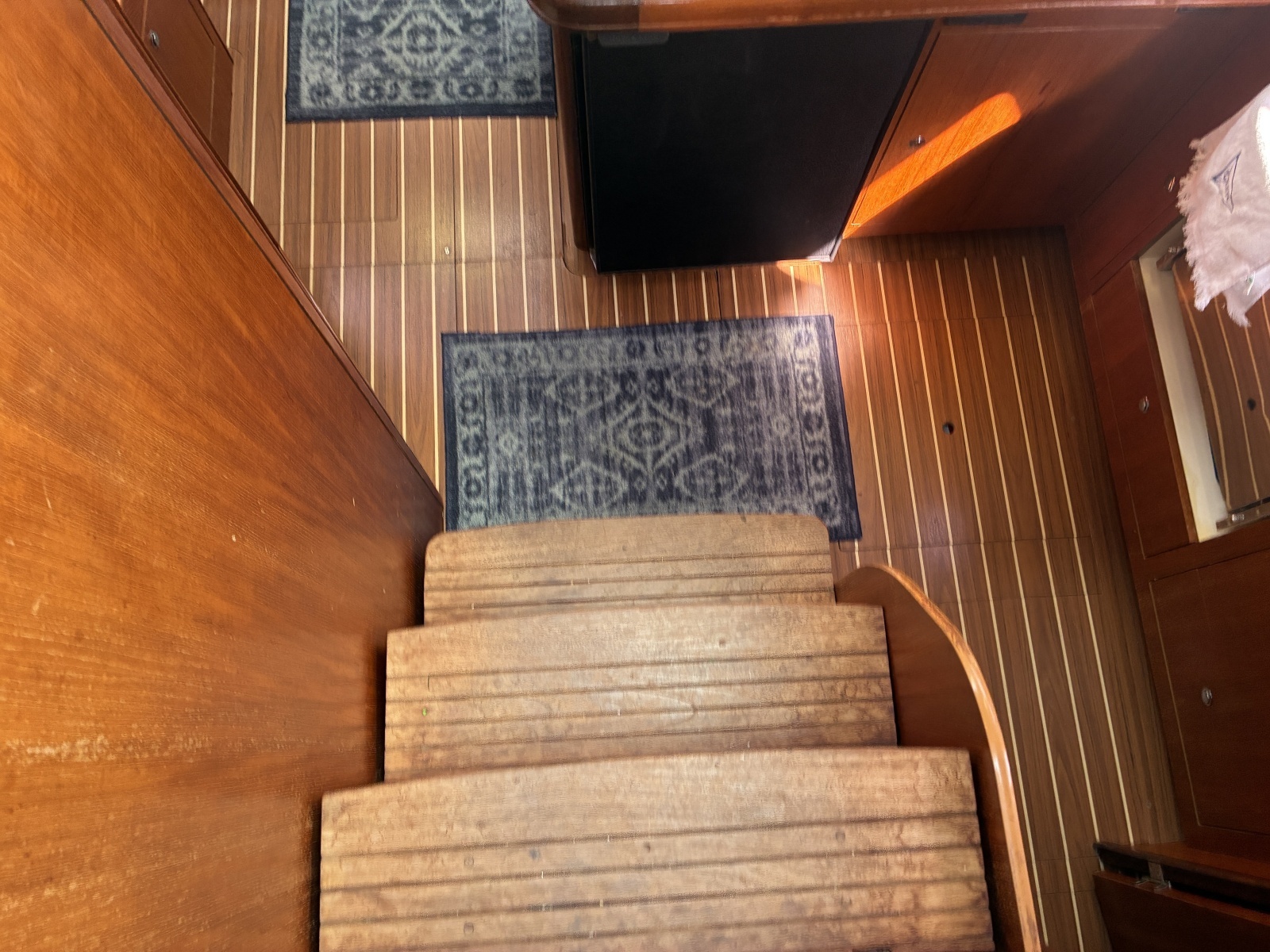 Wind Song 38ft Hunter Yacht For Sale