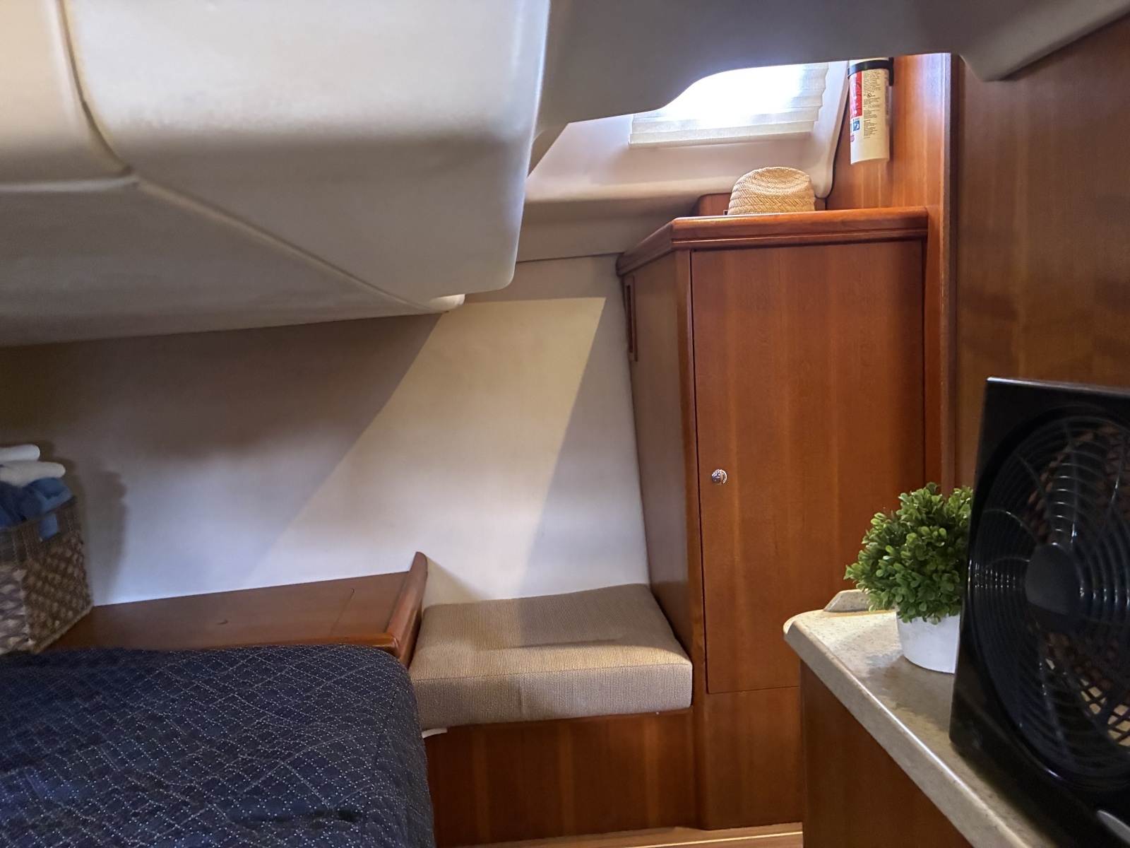 Wind Song 38ft Hunter Yacht For Sale