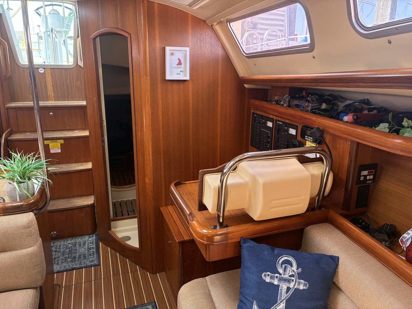 Wind Song 38ft Hunter Yacht For Sale