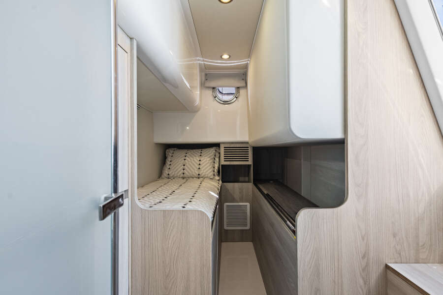 60ft Azimut Yacht For Sale