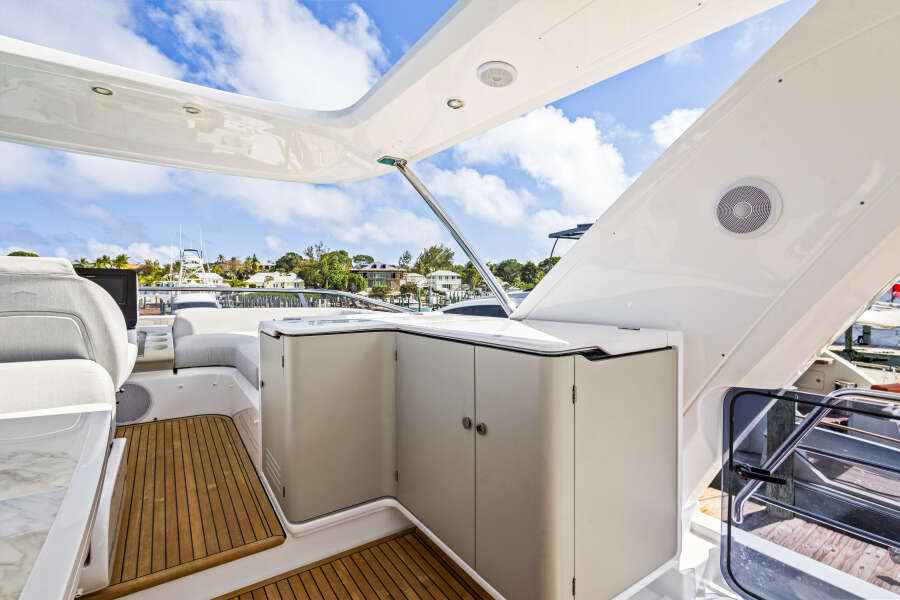 60ft Azimut Yacht For Sale