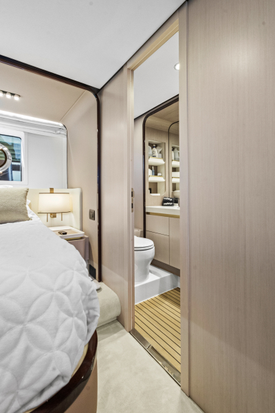 60' 2023 Azimut AZ60 FLY