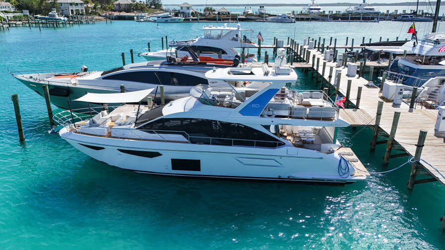 60ft Azimut Yacht For Sale