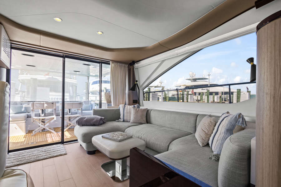 60ft Azimut Yacht For Sale