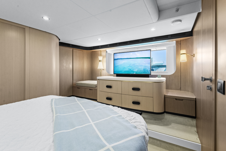 60' 2023 Azimut AZ60 FLY