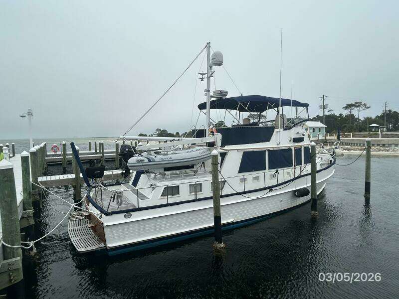 42' Grand Banks starboard aft profile