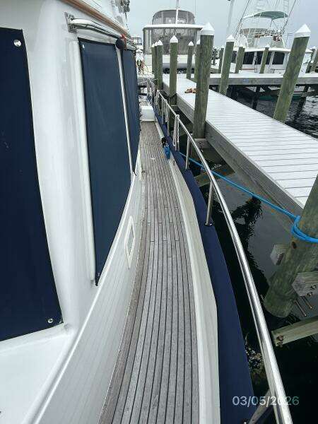 42' Grand Banks port side deck1