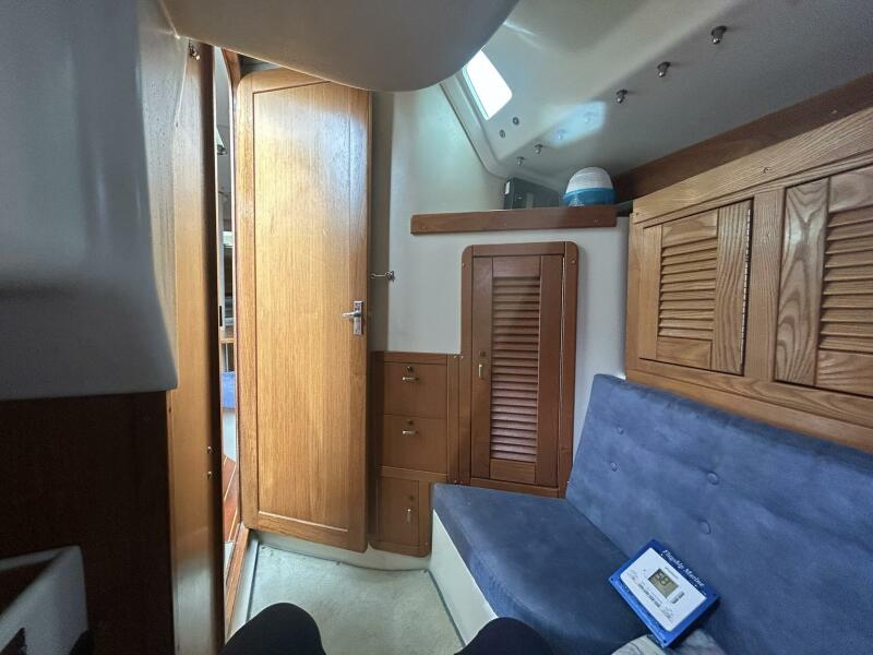 32' 1995 Catalina 320