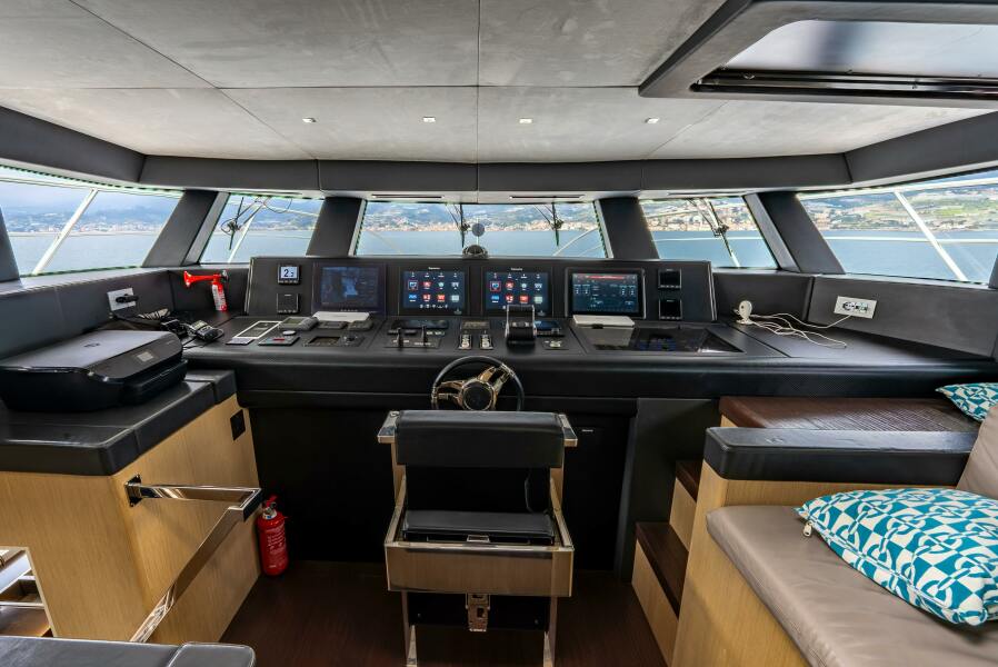 89' 2018 Dominator Yachts Dominator Ilumen