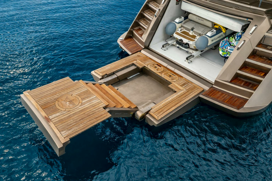 89' 2018 Dominator Yachts Dominator Ilumen