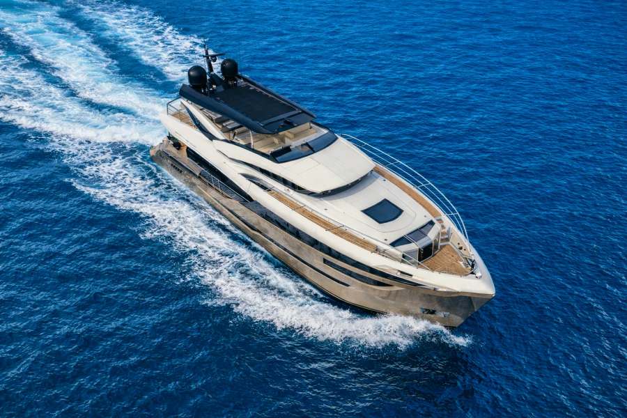 2018 Dominator Yachts Dominator Ilumen